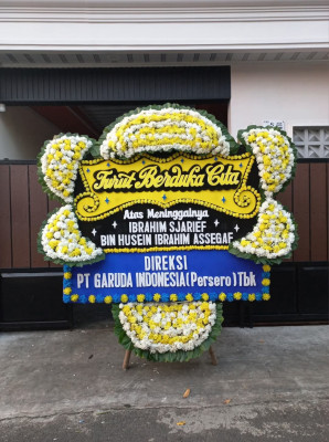 Papan Bunga Duka di Leato Selatan